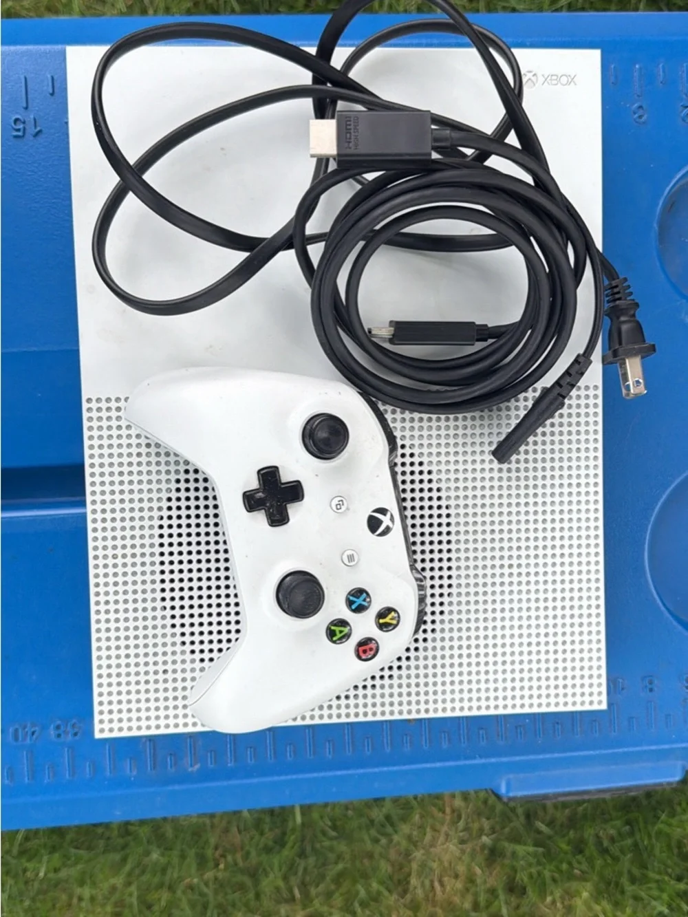 Microsoft White Xbox One S Console with White Wireless Controller